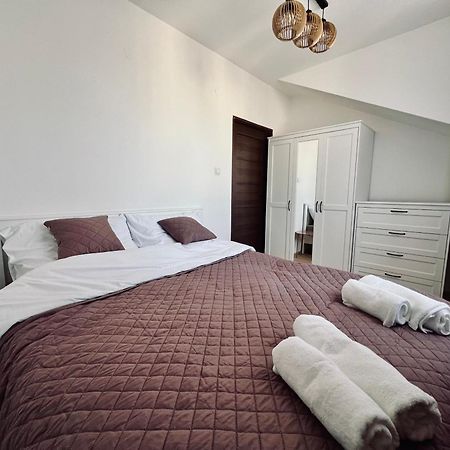 Apartament Wisteria Przemyśl Esterno foto